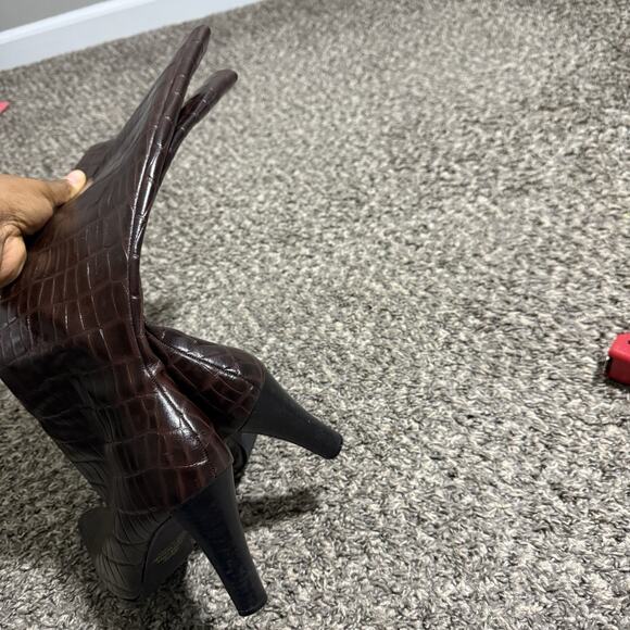 Vintage Leather Knee High Boots Brown Croc Pointed Toe Classic Old Money 7.5 B - Picture 5 of 6